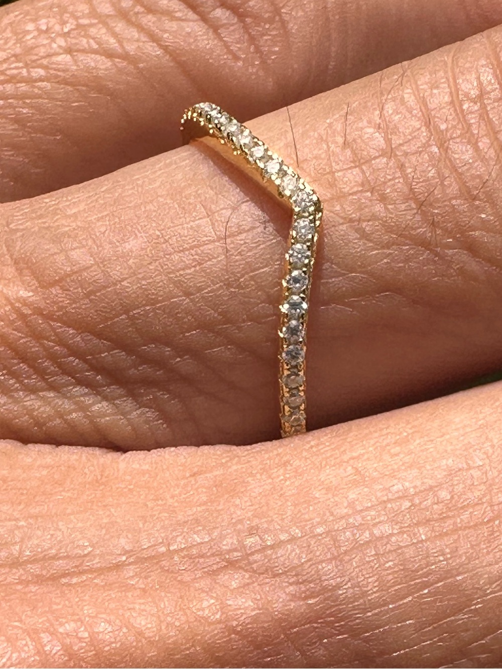 Moissanite .925‎ Sterling Silver V Shape 18K Gold Plated Ring size 7